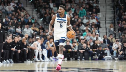 开云平台-森林狼背靠背战勇士 勇士7大将缺阵 爱德华兹也临时缺阵