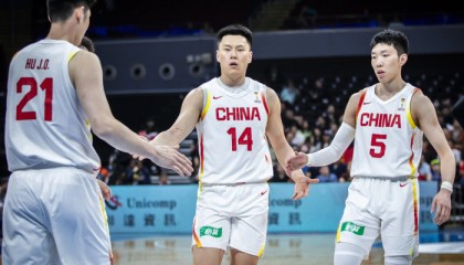 开云平台-给机会就敢打！砍9分11板+在场狂赢21分，你成功保住了国家队位置|李弘权|中国男篮|郭士强|世预赛|赵继伟_新浪体育_新浪新闻