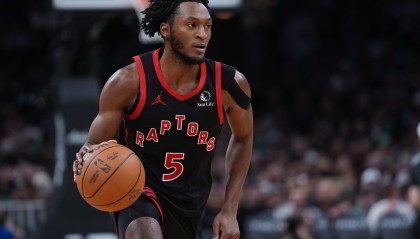 开云平台-美记：猛龙比以往更愿意交易首发控卫奎克利 同时有意浓眉&amp;小萨