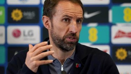 开云体育-索斯盖特：几周前决定征召麦迪逊 要确保阵容平衡