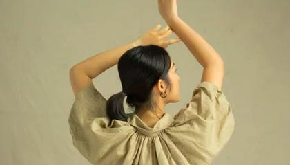 开云体育网站-巴特尔晒与中国男篮96黄金一代散步视频，胡卫东巩晓彬等人出镜